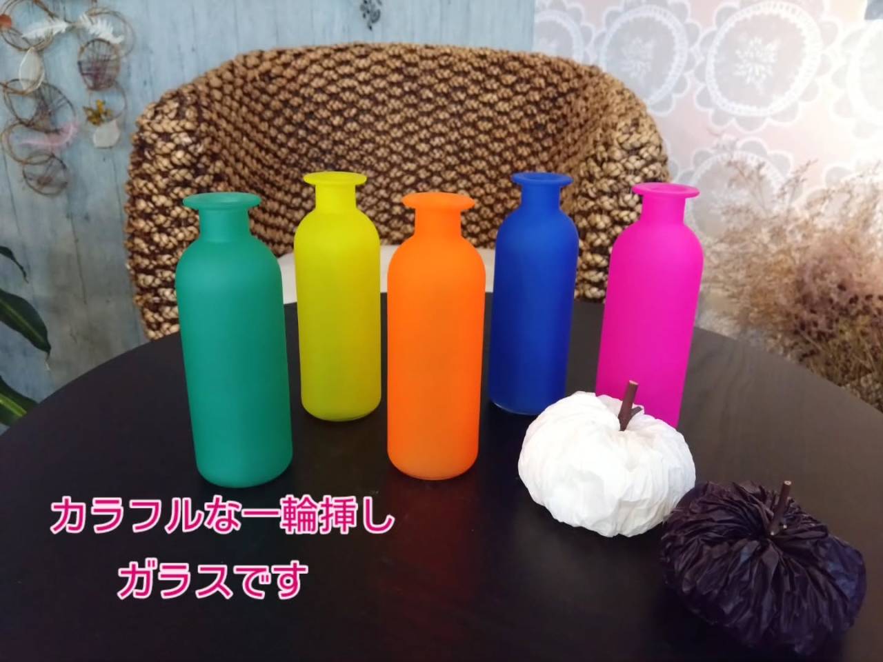 鉢、花びん少し入荷しました😃